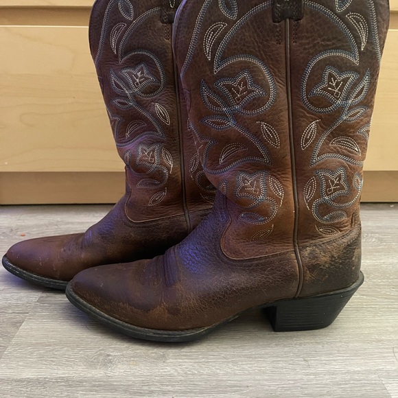 Ariat Western boots size 7 - Picture 2 of 8